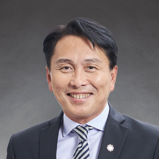 Mr Vincent CHONG
