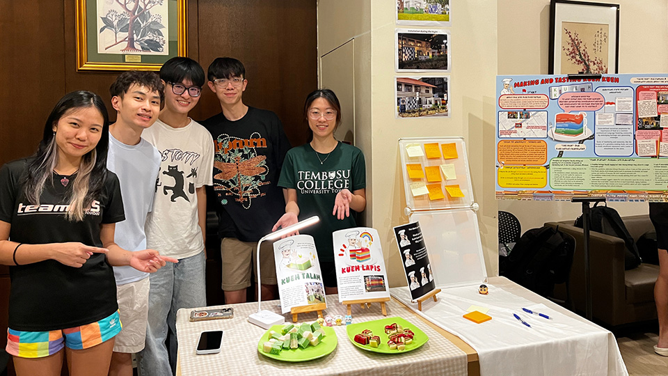 Bridging communities through service learning