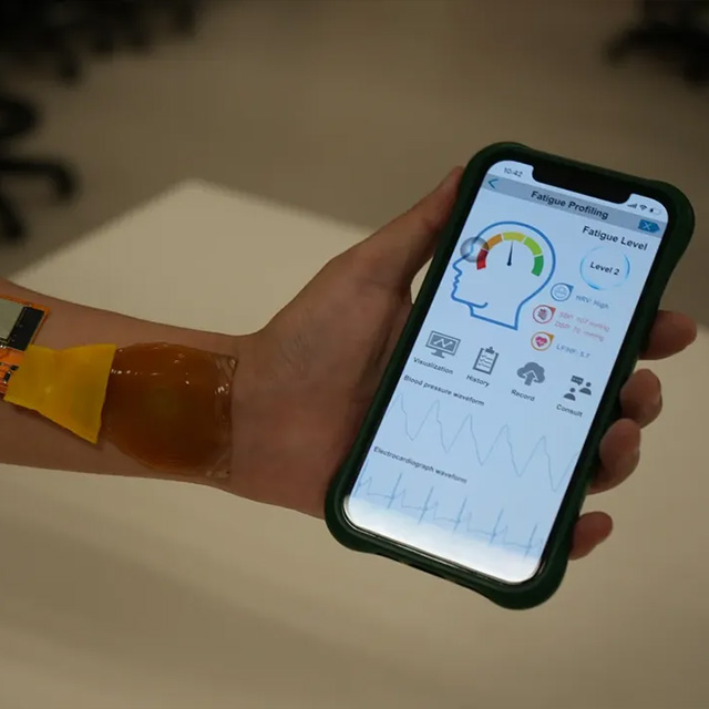 New AI-powered wearable hydrogel sensor system 